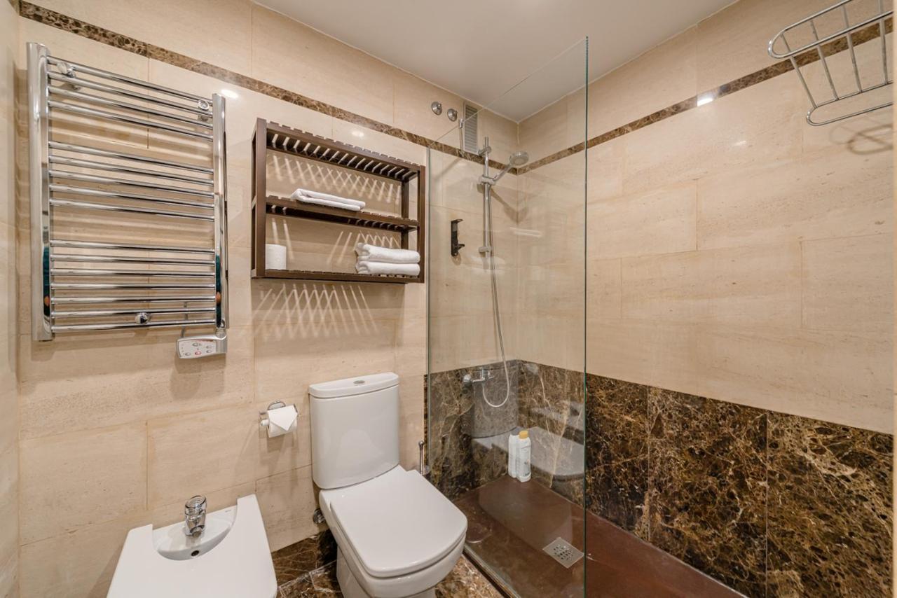Centrico Plaza Espana - Gran Via Madrid Ngoại thất bức ảnh